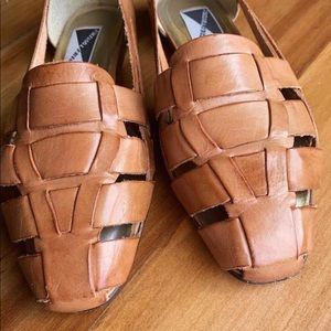 Light brown leather huaraches- flats